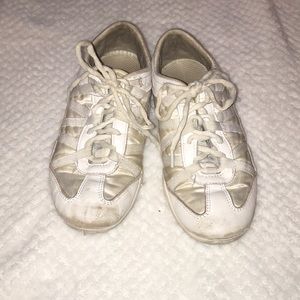 White cheer infinity shoes